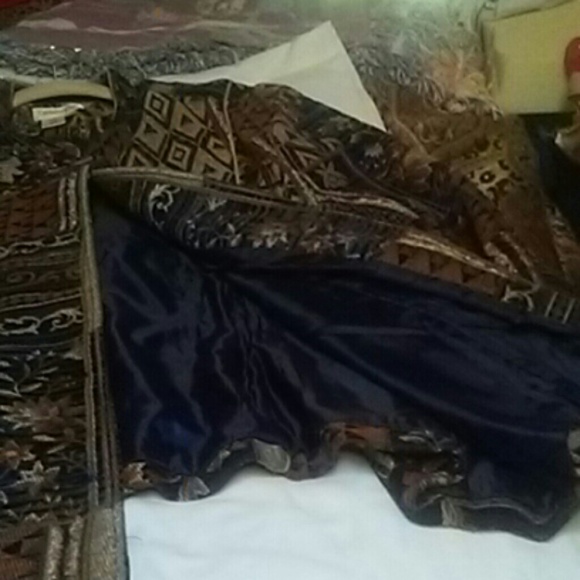 Floral jacket - Picture 4 of 4